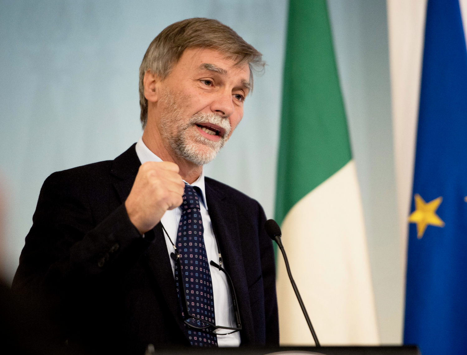 Delrio: inaccettabili violenze antisemite