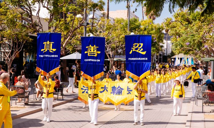 Los Angeles, i praticanti del Falun Gong raccontano la brutale persecuzione