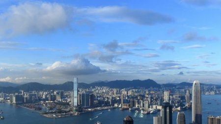 Xi Jinping comincia a ripulire anche Hong Kong?