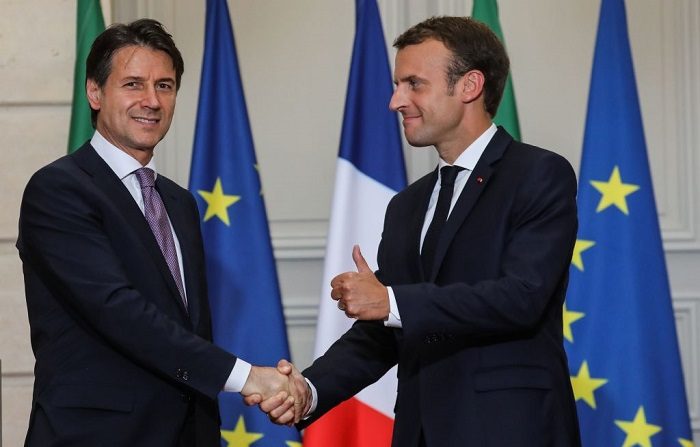 Conte ‘fa pace’ con Macron e incassa il sostegno degli Stati Uniti