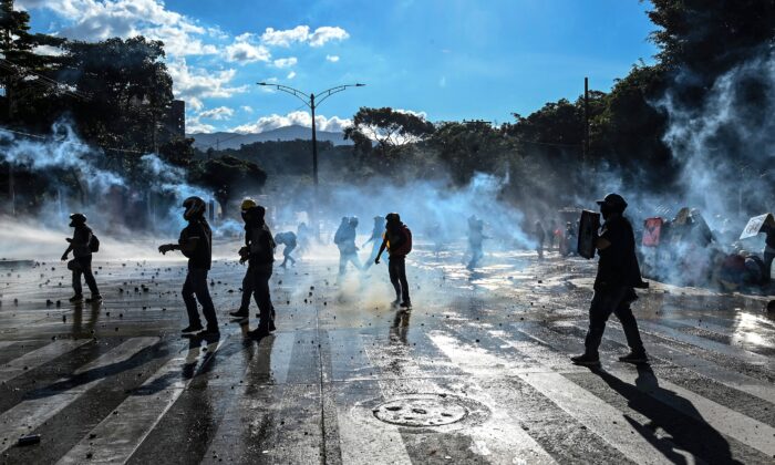 La Colombia è assediata dai narcoterroristi marxisti