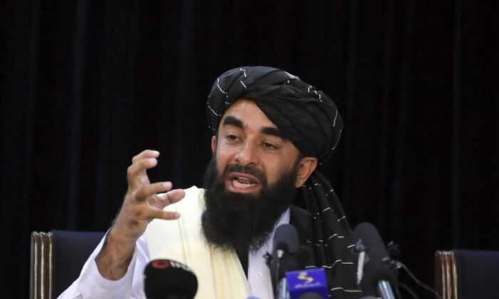 I talebani ordinano alle dipendenti del governo di Kabul di restare a casa