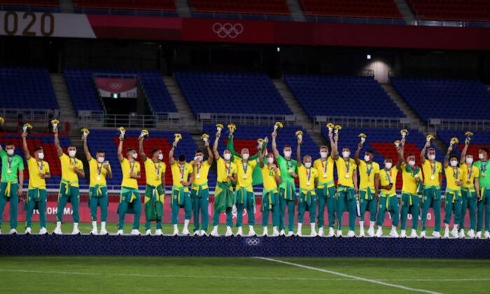 La squadra di calcio brasiliana rifiuta di mostrare le tute sponsorizzate dalla Cina