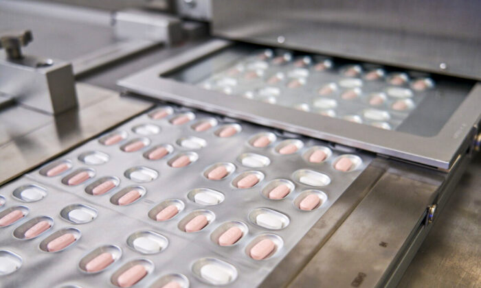 Pillole anti-Covid, reazioni anche letali se assunte insieme a molti farmaci comuni
