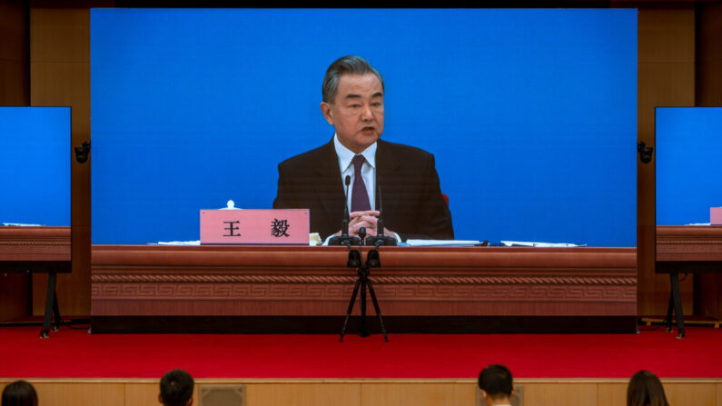 Il ministro degli Esteri cinese fatto fuori e rimpiazzato. Ma perché?