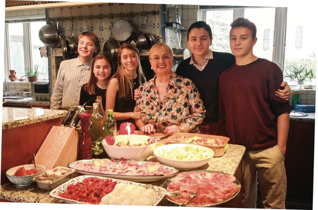 Il Ringraziamento del 2017 a casa della signora Bastianich, con tutti i suoi nipoti. (Per gentile concessione di Lidia Bastianich)