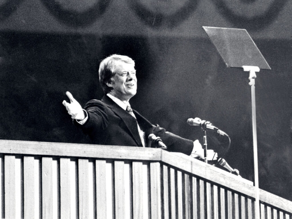 Il candidato democratico alla presidenza Jimmy Carter durante la Democratic National Convention a New York nel giugno 1976. (STR/LEHTIKUVA/Afp via Getty Images)