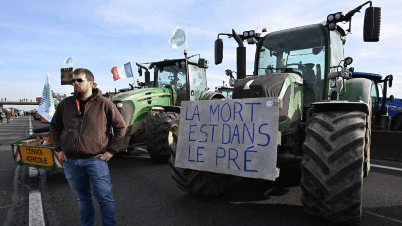 Gli agricoltori europei protestano contro le politiche del Green Deal
