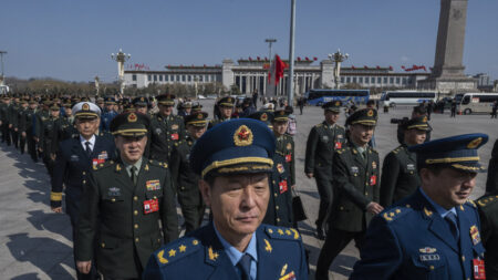 La Cina nomina nuovi dirigenti militari dopo mesi di ‘sparizioni’ dei predecessori