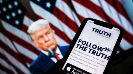 Trump ottiene un guadagno di 1,8 miliardi di dollari aumentando la sua partecipazione in Truth Social