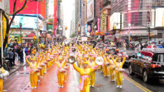 Migliaia di persone partecipano alla parata di New York per la Giornata Mondiale della Falun Dafa