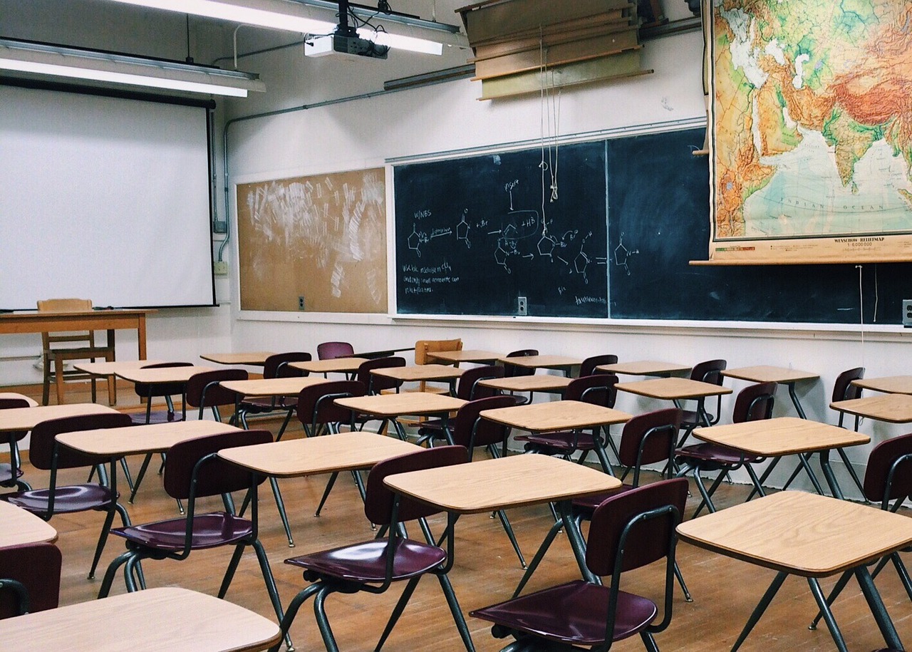 Cecchetti: interrogazione sui docenti contro bersaglieri a Magenta