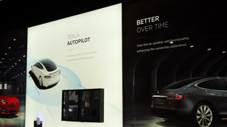 Il 2025 di Tesla tra sfide e incertezza