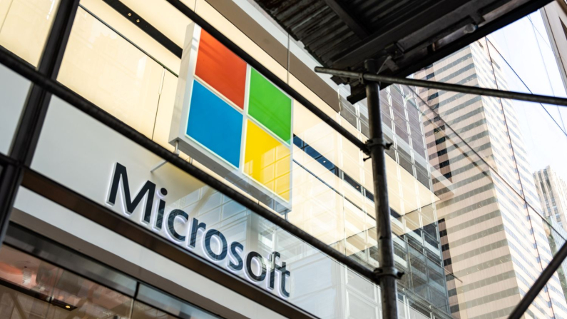 Un Microsoft store a New York (immagini di archivio di Samira Bouaou/The Epoch Times)