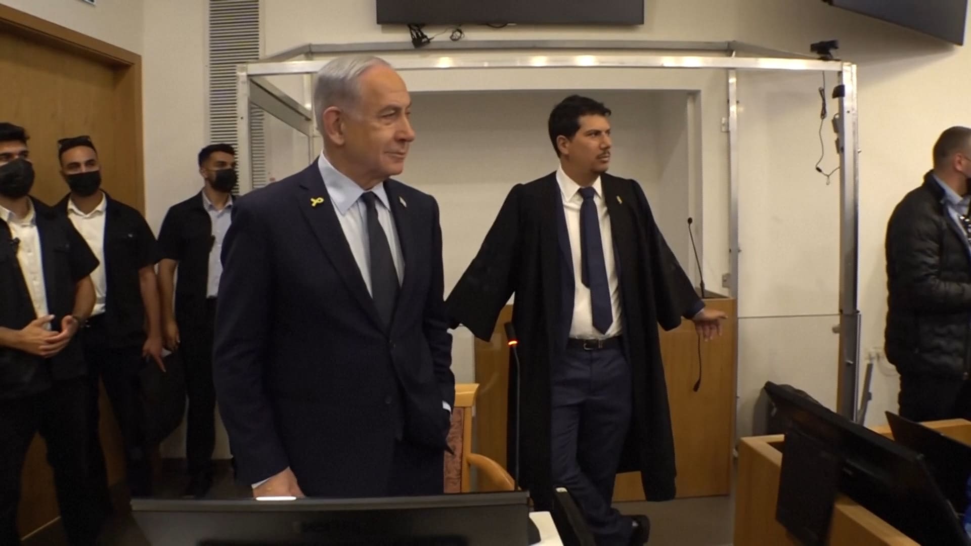 Netanyahu di nuovo a udienza per il processo per corruzione