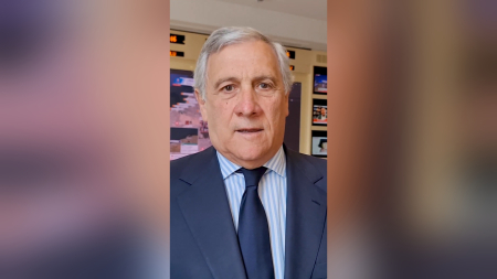 Tajani: nessun pericolo per gli italiani in Libia