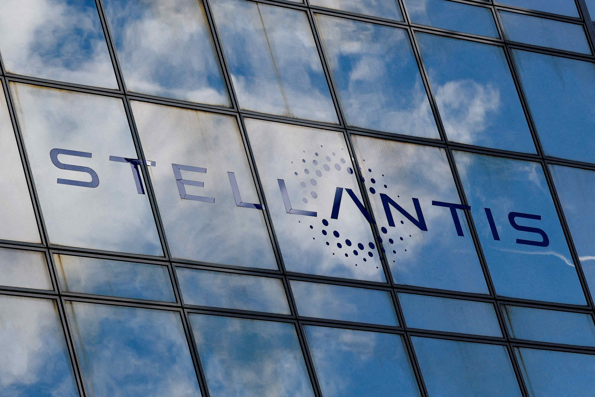 Fiom: Stellantis prepara un lento e inesorabile disimpegno dall’Italia
