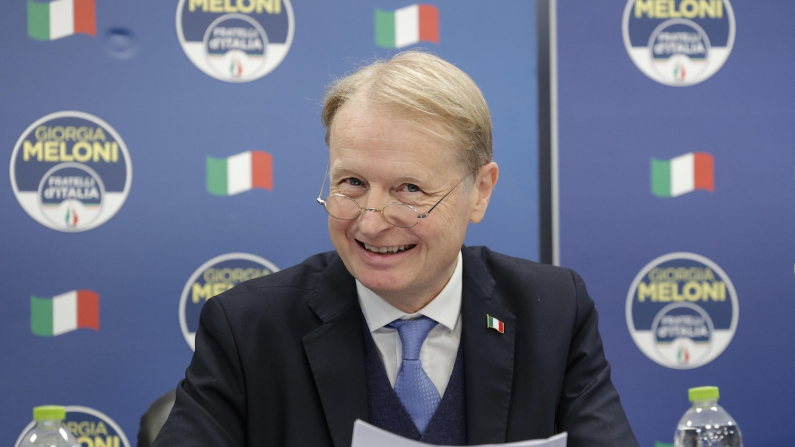 Lucio Malan nella sede di FdI (foto d'archivio, ANSA/GIUSEPPE LAMI).