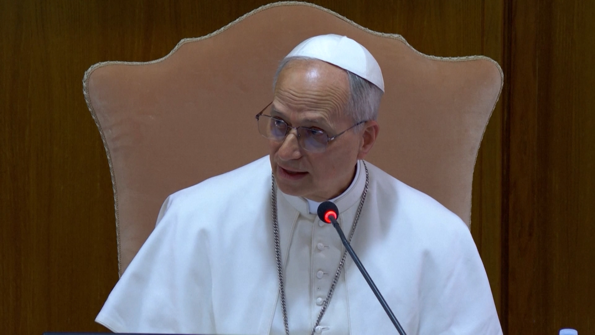 Leone XIV: proseguire nel solco di Papa Francesco