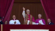 Il cardinale americano Robert Francis Prevost diventa papa Leone XIV