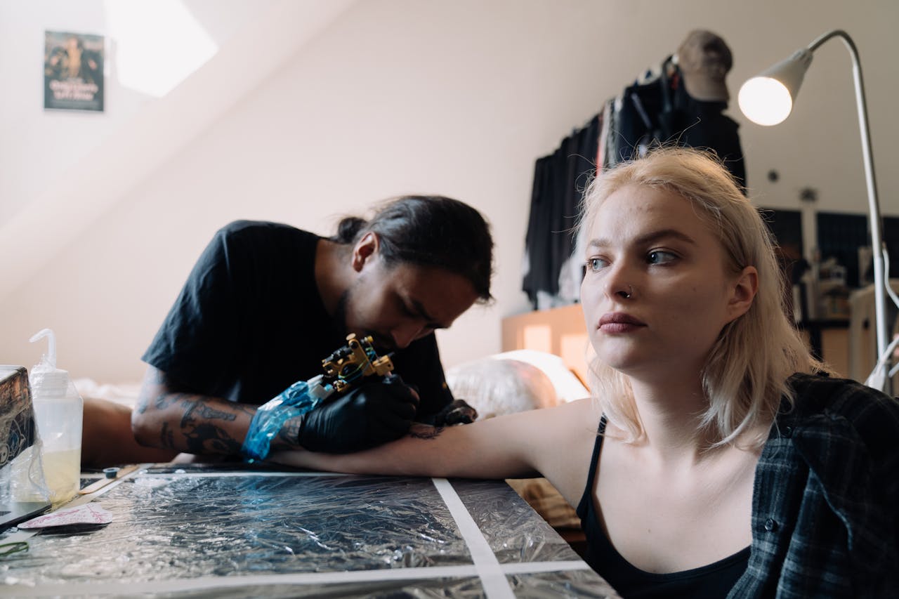 I pericoli nascosti dei tatuaggi