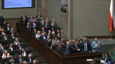 Il governo polacco guidato da Tusk ottiene la fiducia del Parlamento