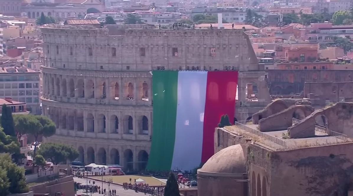 Diretta della parata del 2 giugno dai Fori Imperiali