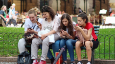 Dal divertimento alla dipendenza, la strategia dietro a TikTok