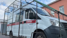 Ambulanze corazzate a Belgorod contro i droni ucraini