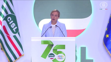 Meloni al congresso Cisl: partecipazione dei lavoratori conquista storica