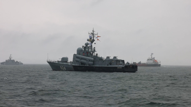 Navi da guerra russe durante importanti esercitazioni navali condotte dalla Marina russa nell'oceano Pacifico e nell'oceano Artico e nel mare Baltico e nel mare Caspio, in una località sconosciuta. Ministero della Difesa russo /Distribuzione tramite REUTERS