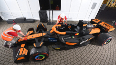 McLaren F1 a grandezza naturale costruita con i Lego