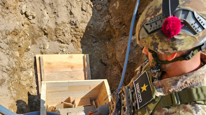 Artificieri del 2° reggimento genio guastatori della Brigata alpina Julia. Foto: https://www.esercito.difesa.it/comunicazione/Pagine/Gli-artificieri-dell%E2%80%99Esercito-in-azione-a-Rabbi-250818.aspx