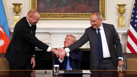 Armenia e Azerbaigian firmano la pace grazie a Donald Trump