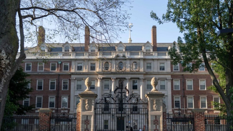 Università di Harvard a Cambridge, Massachusetts, il 4 luglio 2025. (Learner Liu/The Epoch Times)
