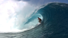 Alla gara di surf Tahiti Pro c’è anche l’italiano Fioravanti