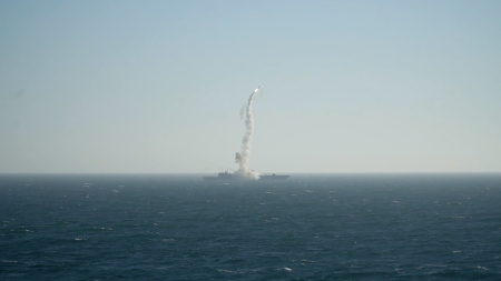 La Russia lancia missile ipersonico “Zircon” nel Mar di Barents