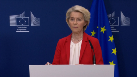 Von der Leyen: useremo gli asset russi congelati per la difesa europea