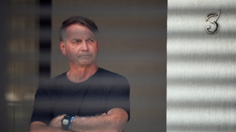 Jair Bolsonaro ai domiciliari, 14 agosto 2025 (foto REUTERS/Adriano Machado).