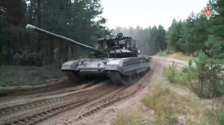Russia e Bielorussia avviano l’esercitazione militare Zapad 2025