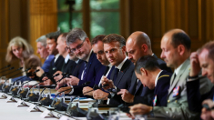 La Coalizione dei Volenterosi parla con Zelensky a Parigi