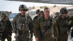 I vertici della Difesa israeliana a Gaza City: Hamas la pagherà molto cara