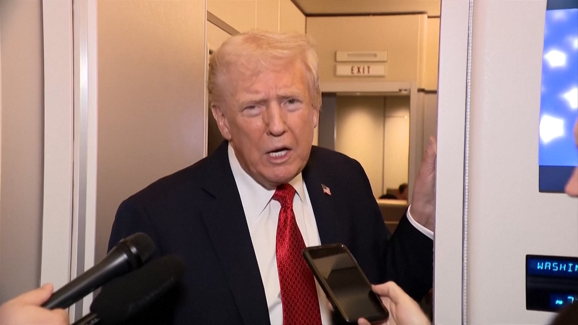 Trump: fermiamo la guerra in Ucraina sulla linea di fronte attuale