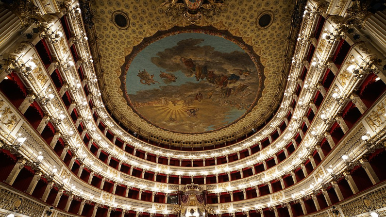 Teatro San Carlo di Napoli. Pubblico dominio