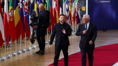 L’Ue promette di finanziare l’Ucraina per i prossimi due anni usando asset russi congelati