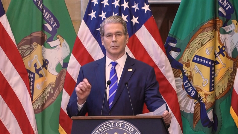 Scott Bessent (screenshot da video Reuters).
