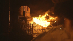 Maxi-incendio nella raffineria Chevron di El Segundo