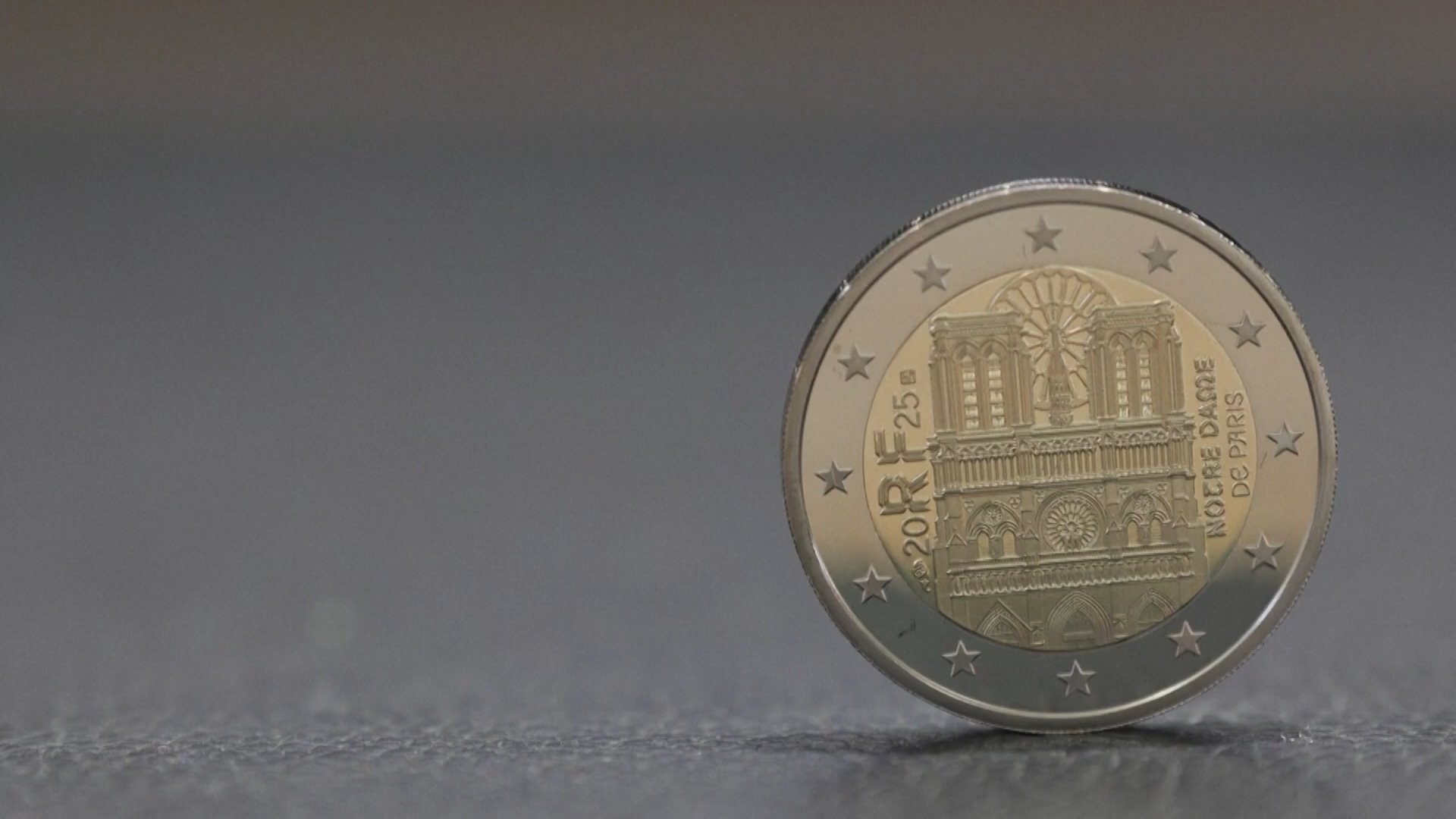 La Francia conia una moneta commemorativa da 2 euro dedicata a Notre-Dame per celebrare la riapertura