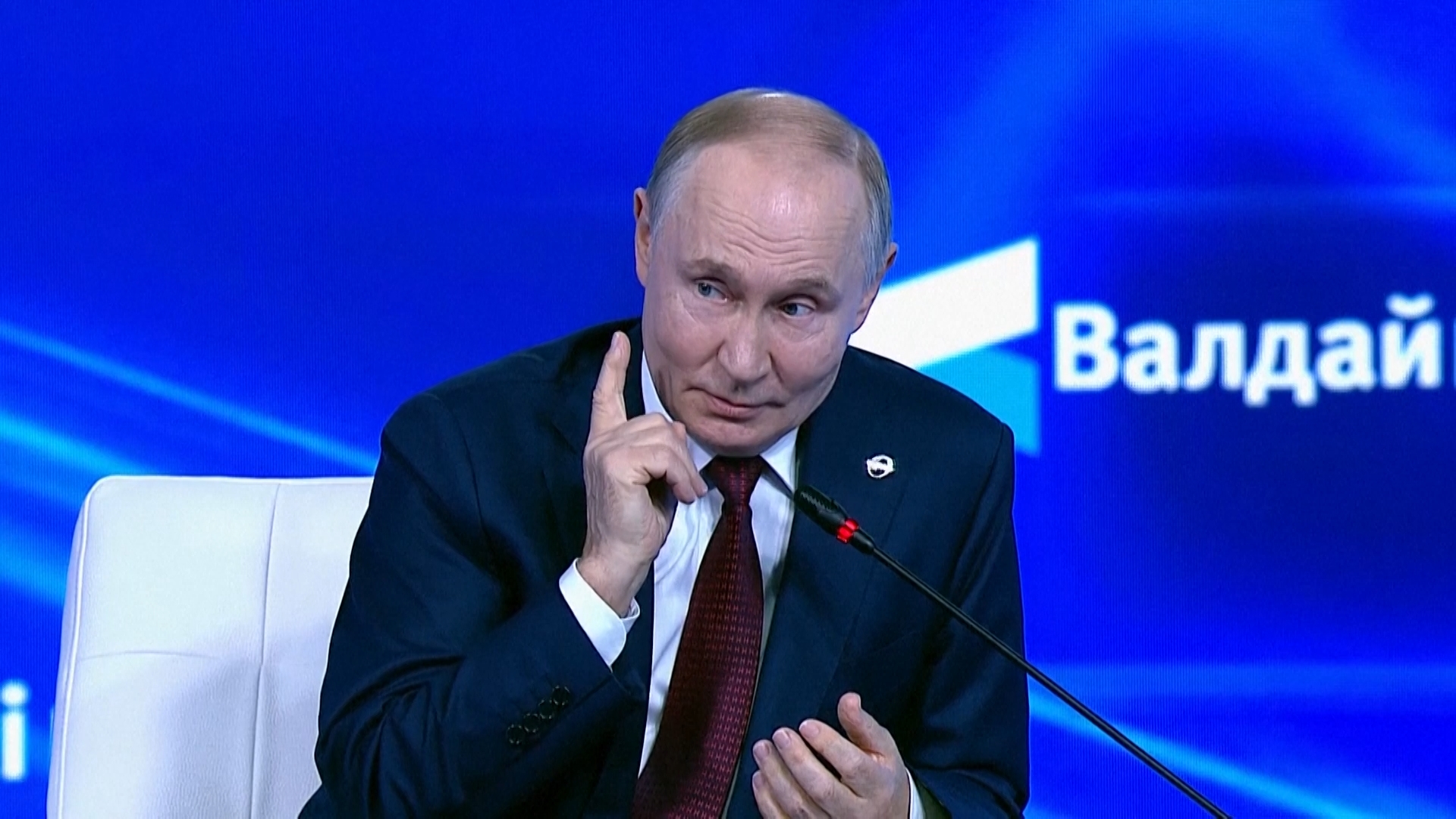 Putin: siamo pronti a proseguire i colloqui sull’Ucraina