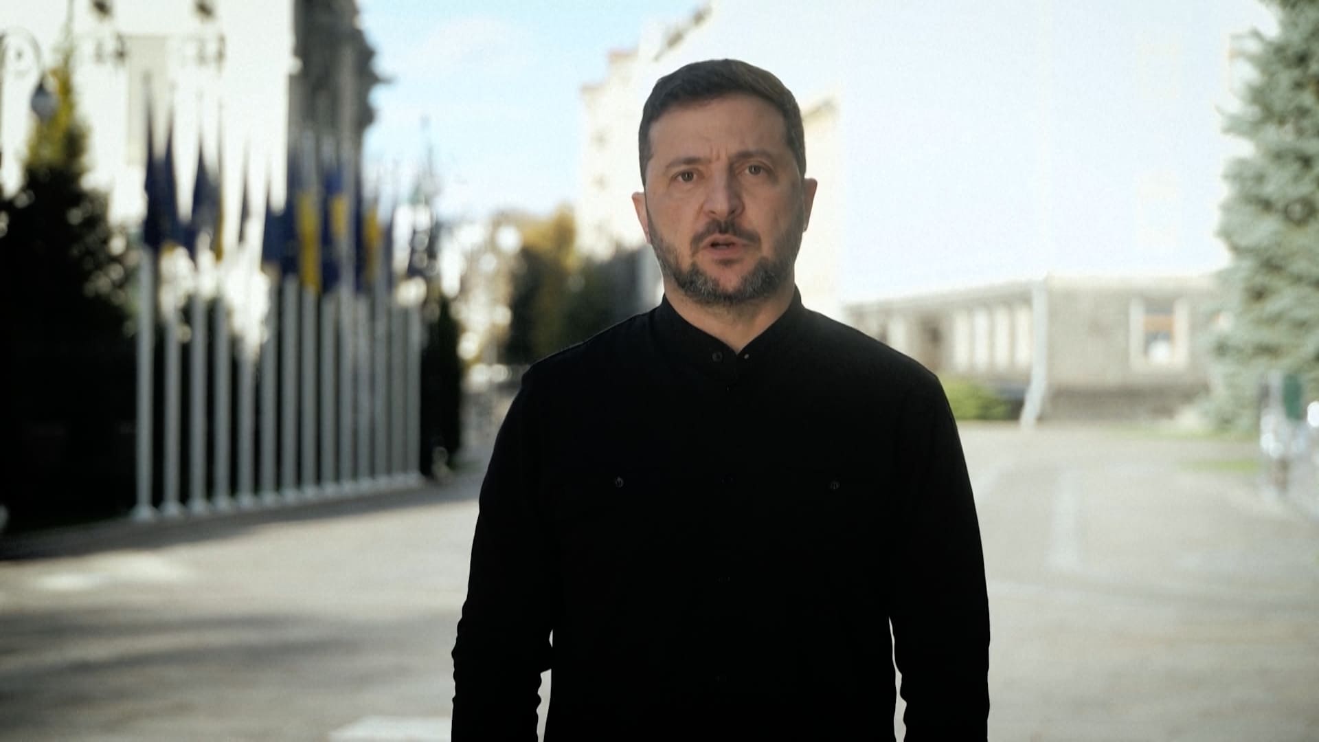 Zelensky e Trump discutono del rafforzamento della difesa aerea di Kiev